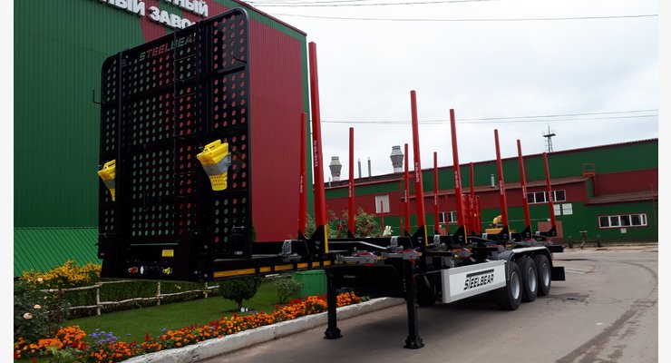 Полуприцеп-сортиментовоз STEELBEAR PT-24L — передняя часть и опоры